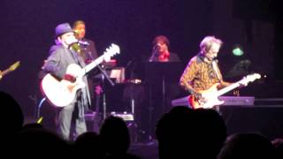 The Monkees - Pleasant Valley Sunday - Beacon Theatre