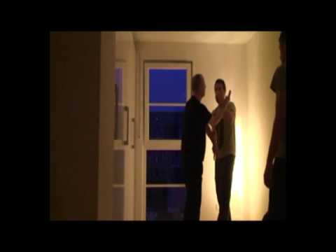 WT Chi-Sao Bremen 3. u. 4. Sektion Sprenkel-Wing-Tsun Sifu, Boris und die dicke Tilli 2 von 6.AVI