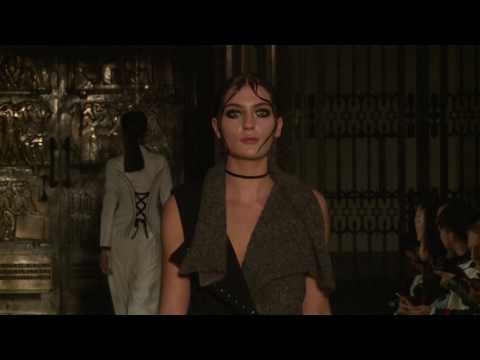 ANNDERSTAND | Fall Winter 2017 Fashion Show