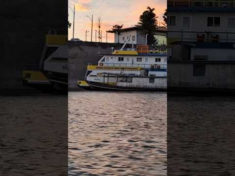 saindo do porto de guajará Amazonas com meu parceiro de pescaria erismar.