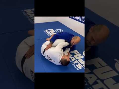 Z Guard to Deep Half Guard by Leo Nogueira