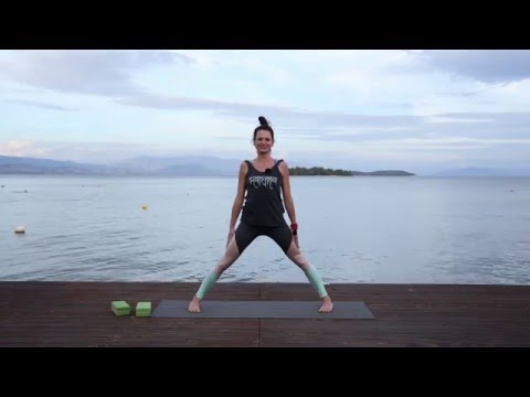 Virabhadrasana II (Krieger 2) – so übst du diese Asana richtig (Tutorial für Anfänger:innen)