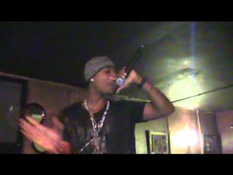 LEGENDARY LUCK AT THE PASS THE MIC UNIVERSAL RECORDS EDITION