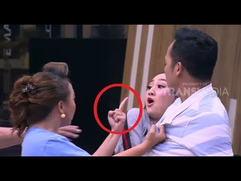 Mpok Alpa NGAMUK Sandrina Peluk Suaminya | OPERA VAN JAVA (27/12/18) Part 5