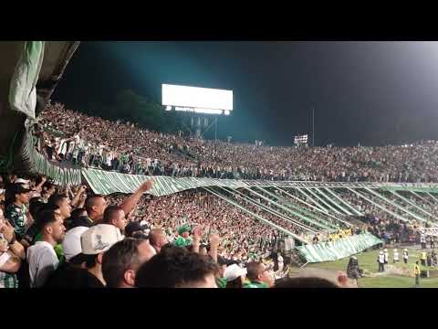 "Así NO se puede! Nacional 1-3 vs Gallinas | Sudamericana. Mis abuelos me enseñaron a quererte!!..." Barra: Los del Sur &bull; Club: Atlético Nacional &bull; País: Colombia