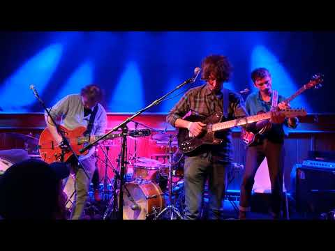 Califone  - When Leon Spinx Moved Into Town (live)