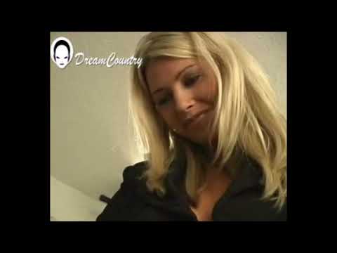 Giantess Tamie Chases Shrunken Man