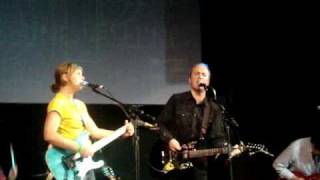 Vaselines - &quot;Oliver Twisted&quot;