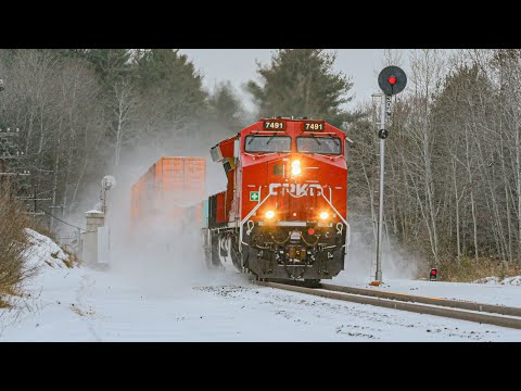 Boxing Day Railfanning on the CPKC mactier sub (DEC 26, 2025)