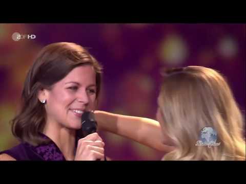 Helene Fischer & Melanie Oesch - Atemlos (Helene Fischer Show 2016)