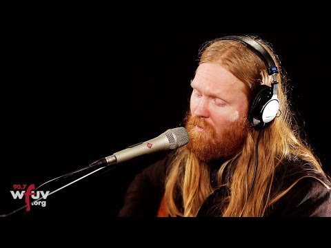 Carry On With Me - Júníus Meyvant