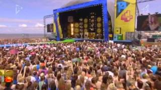 Nicola Roberts - Beat Of My Drum [T4 on the Beach - 10.07.2011]