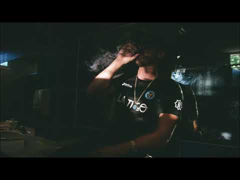 DELLAFUENTE ·· GENTE NORMAL