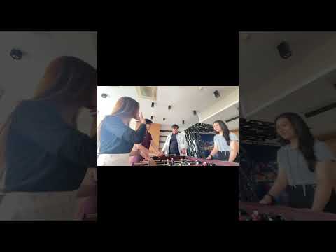 Implementasi Komunikasi Verbal & Non Verbal