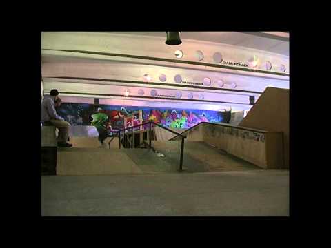 Tomek, Tomek, Krystian, Krzysztof, Piotr feat. LJ Karwel - w garażu z Monkey crew, Man