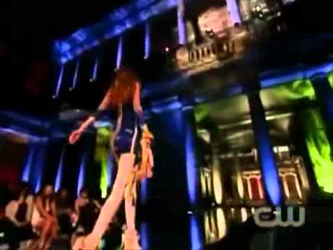 ANTM Cycle 15 Finale Runway Show