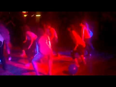 Maturitní ples 4M a 4P 16.3.2013 - Půlnoční překvapení