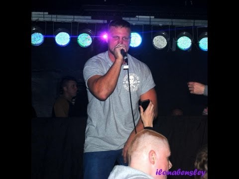 Dj Ozone Mc Viper @ The New Monkey 17.12.2005