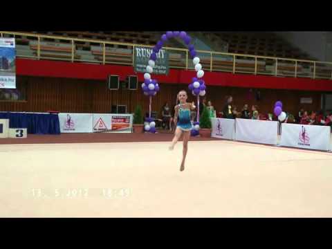 Нина Меньшенина 2002г. обруч художественная гимнастика