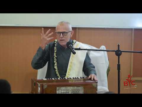 Atul Krishna prabhu  gives session on Prayers of Queen Kunti