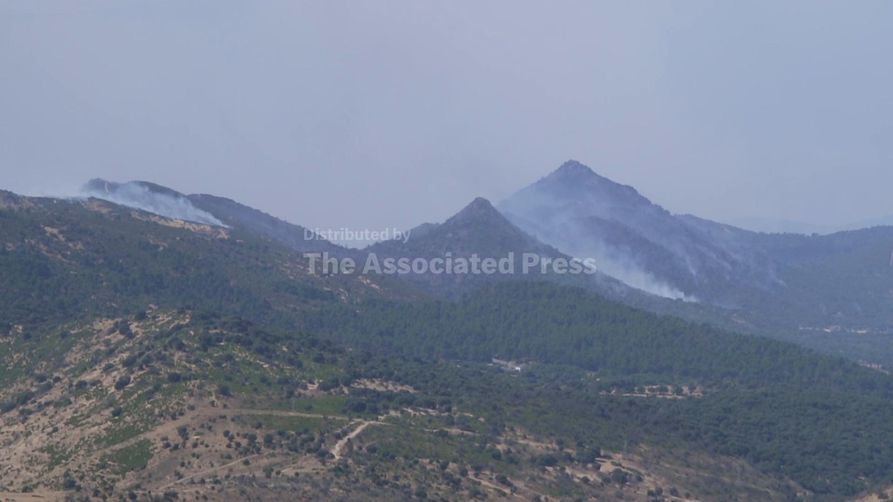 Spain deploys helicopters to combat major wildfires near Madrid