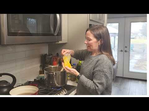 Broccoli and Quinoa Soup with Turmeric and Ginger