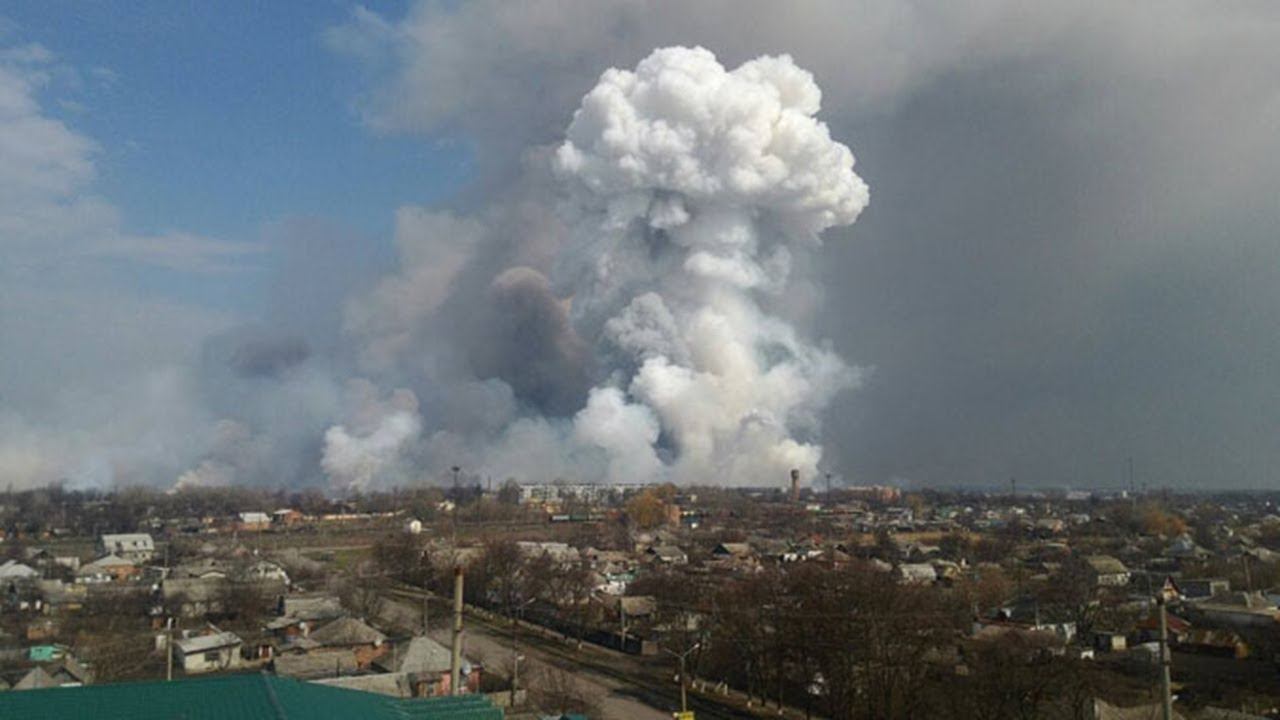 EXPLOSION AND SMOKE - AN AMMO DEPOT NEAR OCCUPIED MARIUPOL WAS BLOWN UP || 2025