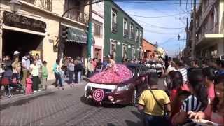 preview picture of video 'Desfile de Manolas 2015 Salvatierra Guanajuato'