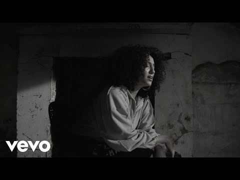 SABRI - Make Me Feel (Official Video)