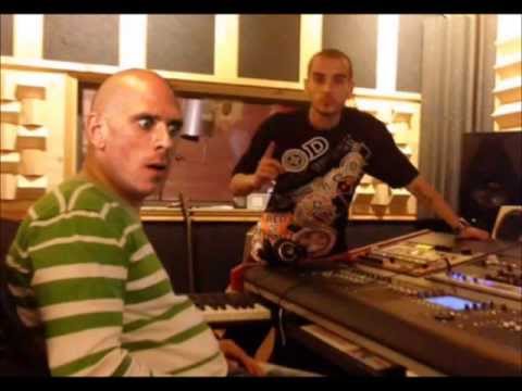 Gold Ag ft Gipa Diss P***** (2013)