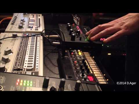 Roland TR-606 and TB-303 VS Korg Monotribe and Volca Beats