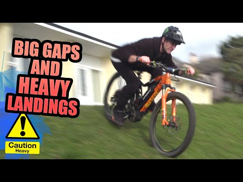 BIG GAPS AND HEAVY LANDINGS - URBAN MTB FREERIDE