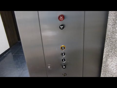 Vintage Otis Hydraulic Elevator @ Town and Country Building, Fairfax, VA