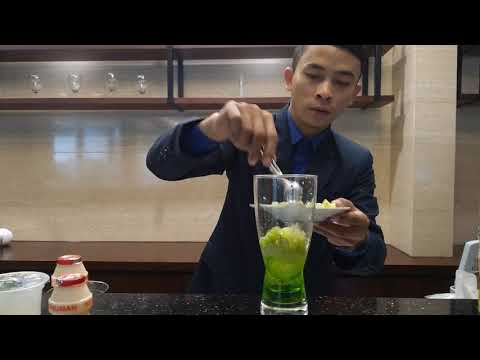 Kiwi lime julep mocktail