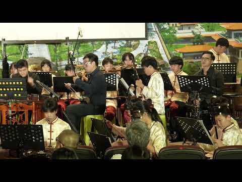 齊樂融融