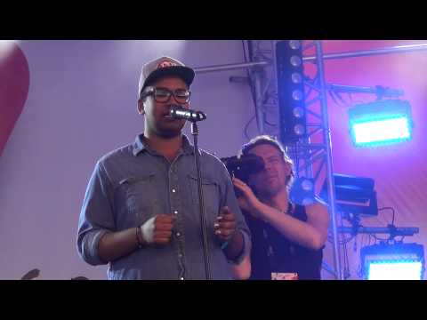 ESCKAZ live in Malmö: Gösta Thioub (stand-in for Iceland) - Ég á líf (in Eurovillage)