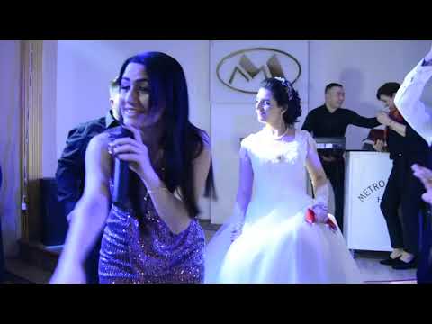 Sanatçı Alya Aslan