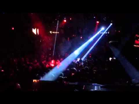 Neverdogs played Michael Jackson - Bad (Joshua Puerta edit) @ story miami