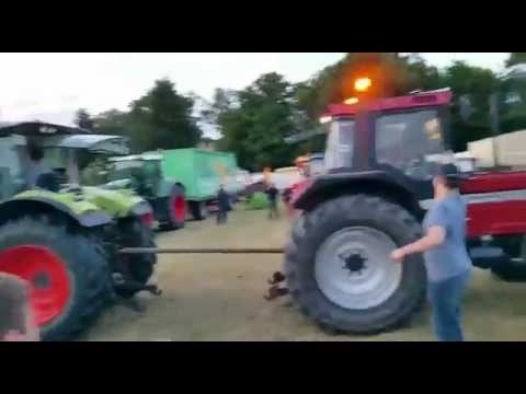 Claas Arion 540 vs Case 1455 XL