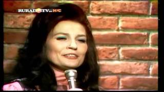 Loretta Lynn - I'm Lonesome For Trouble