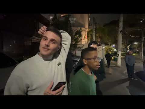 BONDE DO JON DANDO DINHEIRO PARA AS PESSOAS. RACHA, MAUMAU, BOCA DE 09, CABRITOZ.