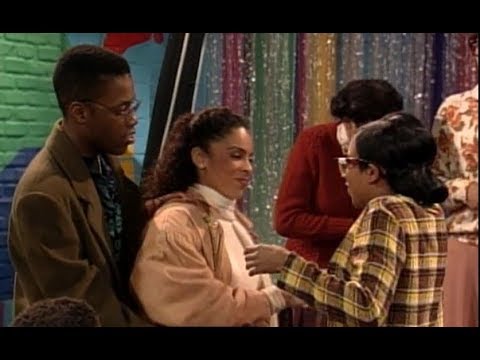 A Different World: 6x16 - Mr. Gaines' grandnieces come to town