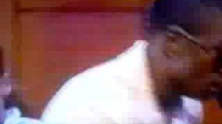 Sammie performs You Should Be My Girl on Apollo!