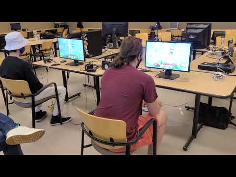 NadiA vs @pinkbombo91 Game 14 Last Stock Crowd View