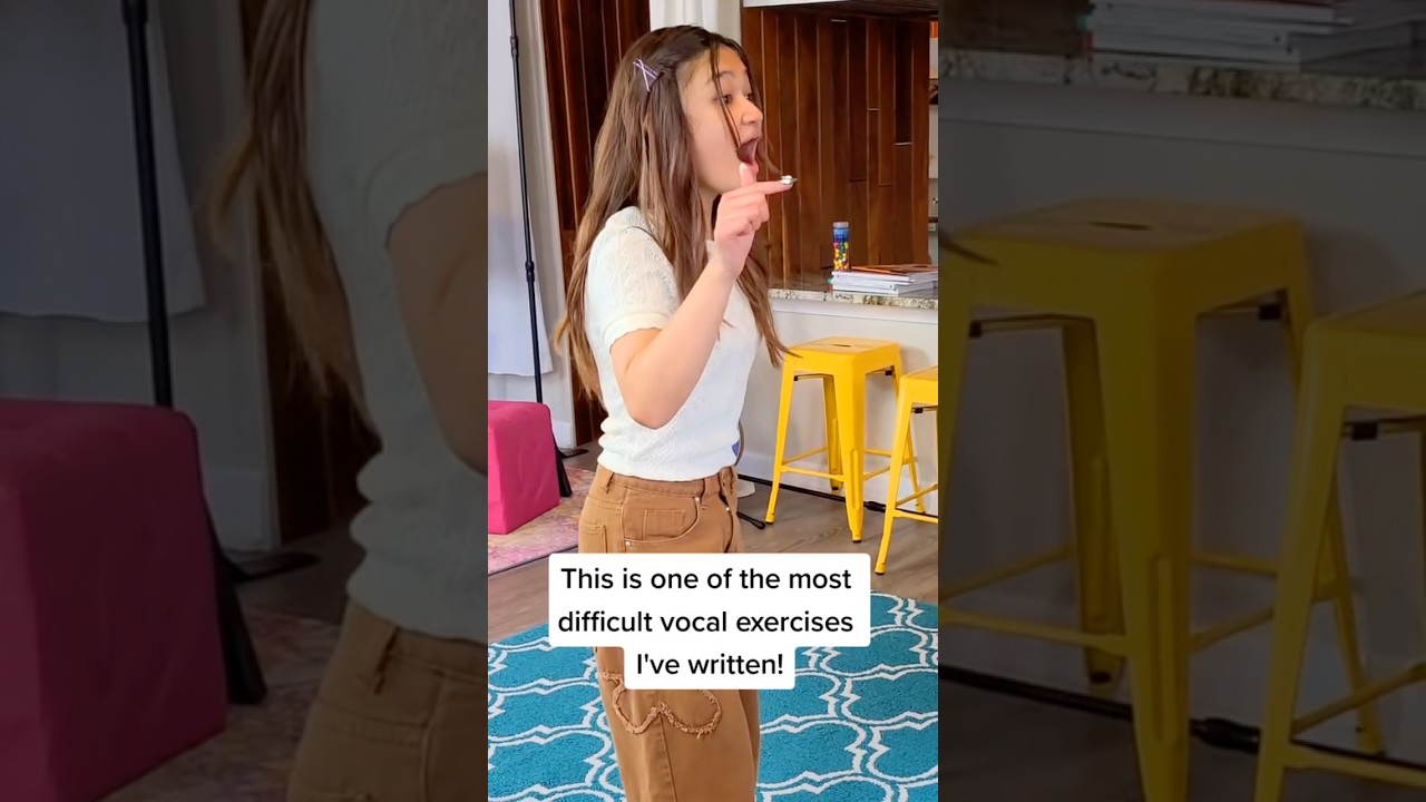Is She The World’s FASTEST SINGER??!😲🤩🔥🎤