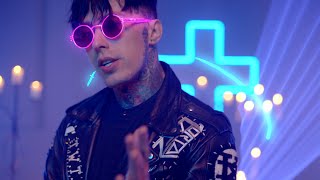 Kadr z teledysku Drugs tekst piosenki Falling In Reverse