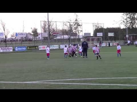 00156 Alphense Boys F11 - Thuis