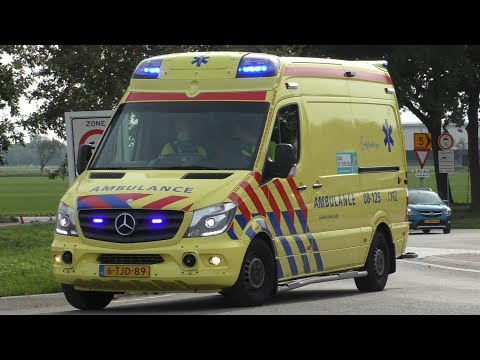 Verschillende Ambulances met spoed in Beuningen