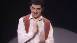 Download lagu paling lucu !! mr bean pantomim nge-band ngakak asli !!! mp3