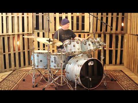 DW Contemporary Classic Poplar/Mahogany Pale Blue Oyster Drum Set - 23, 10, 12, 13, 14 ,16 , 6.5x14